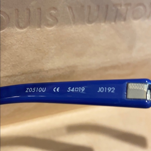Louis Vuitton Blue Addiction sunglasses - Picture 5 of 7